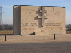 Monument à la mémoire des morts du maquis 